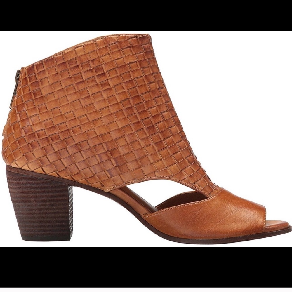 PATRICIA NASH WOVEN LEATHER BOOTIES, SZ 11